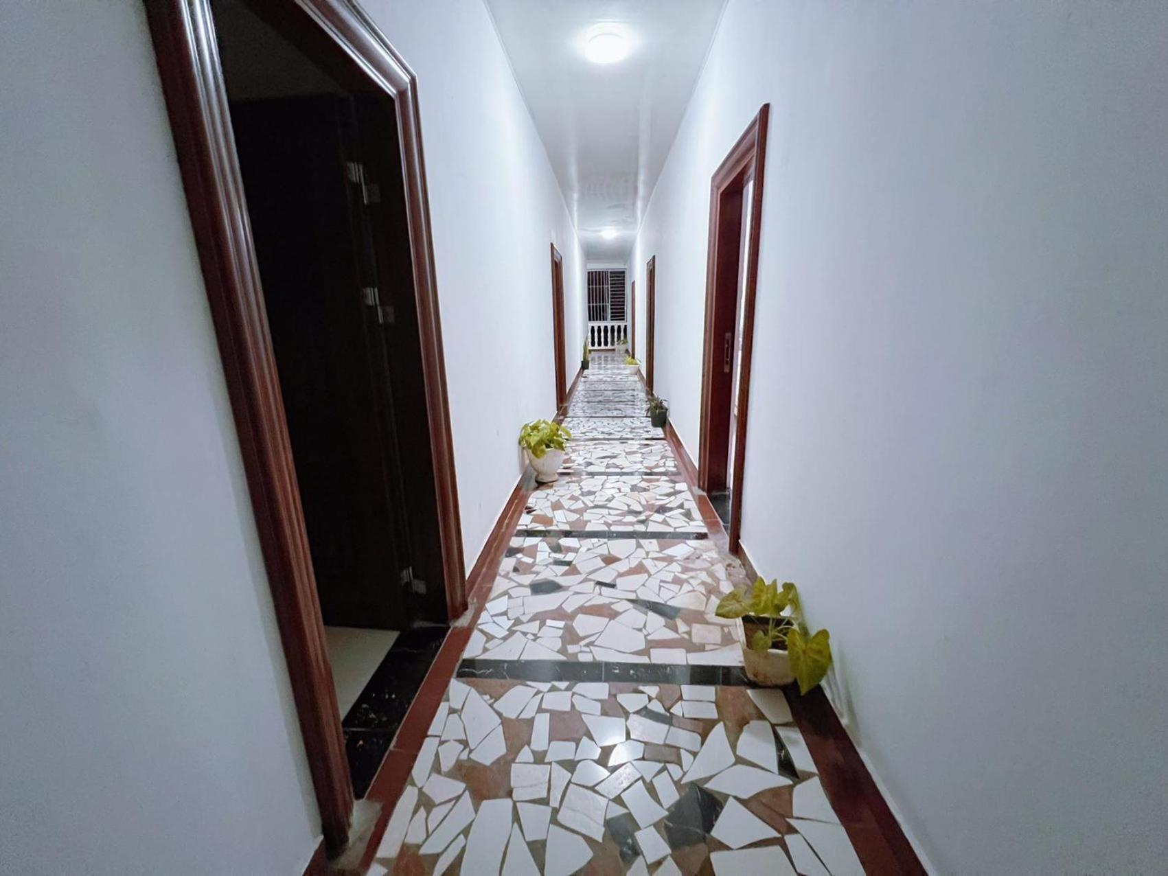 Grand Leone Hotel Freetown Exteriör bild